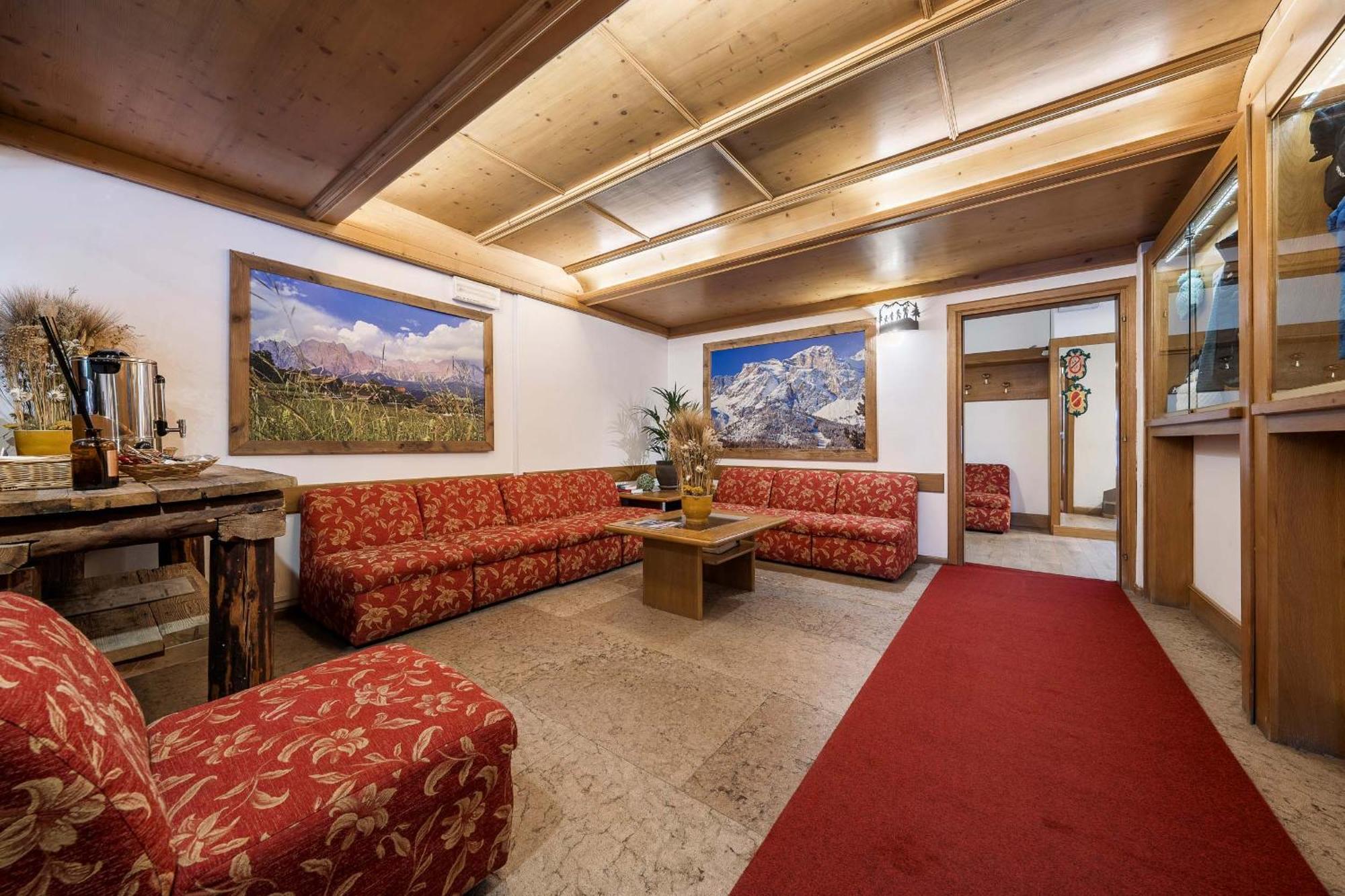Hotel Olimpia Cortina d'Ampezzo Exterior foto