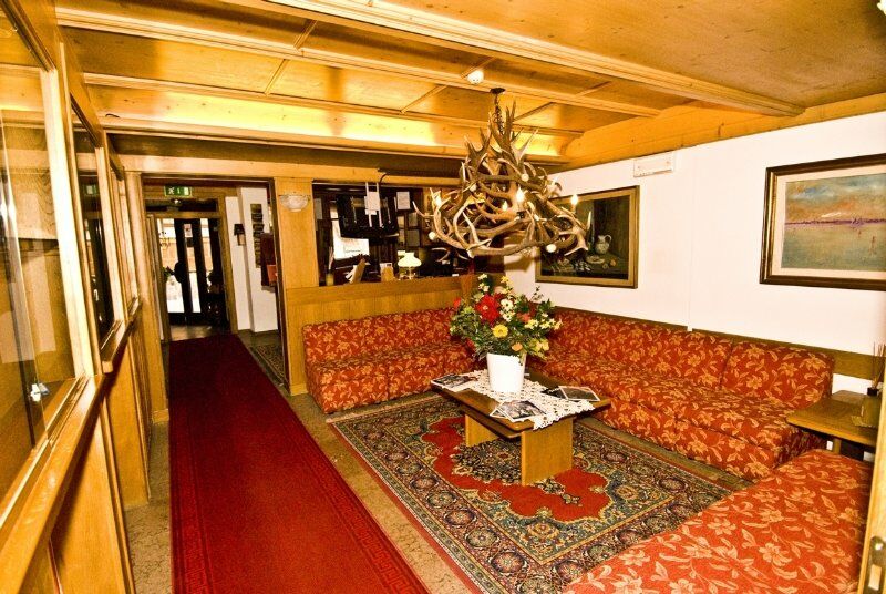 Hotel Olimpia Cortina d'Ampezzo Exterior foto